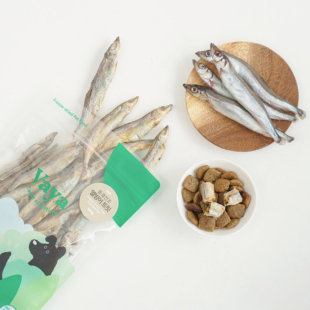 Freeze Dried Candlefish Dog Treats
