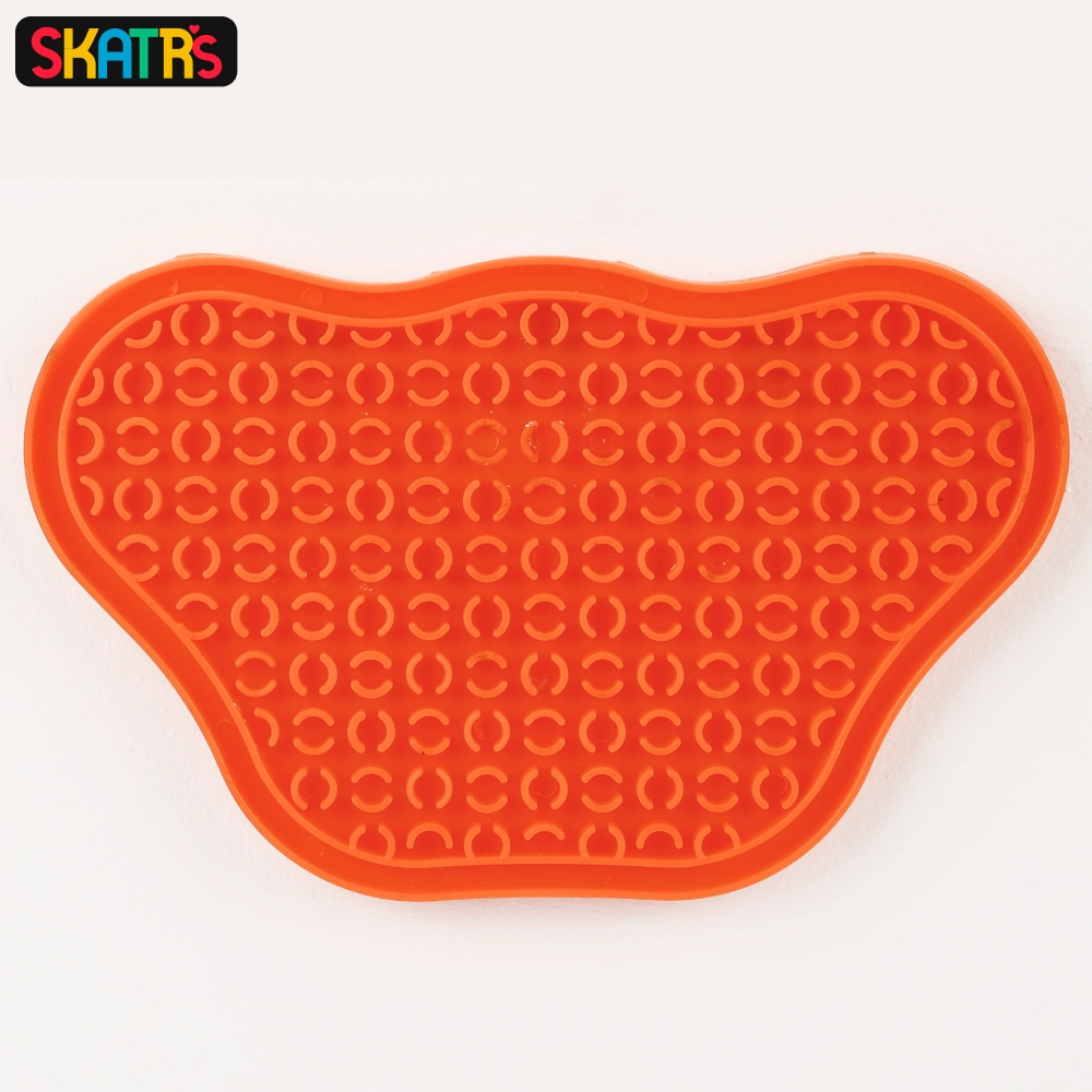 Healing Leaf Hemp Peanut Butter and Skatrs Licky Mat Combo for Dogs and Cat