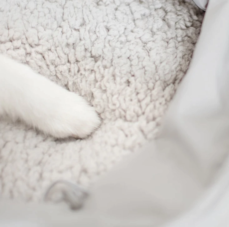 Lambwolf - OLLA Petite Pet Carrycot (Koala)