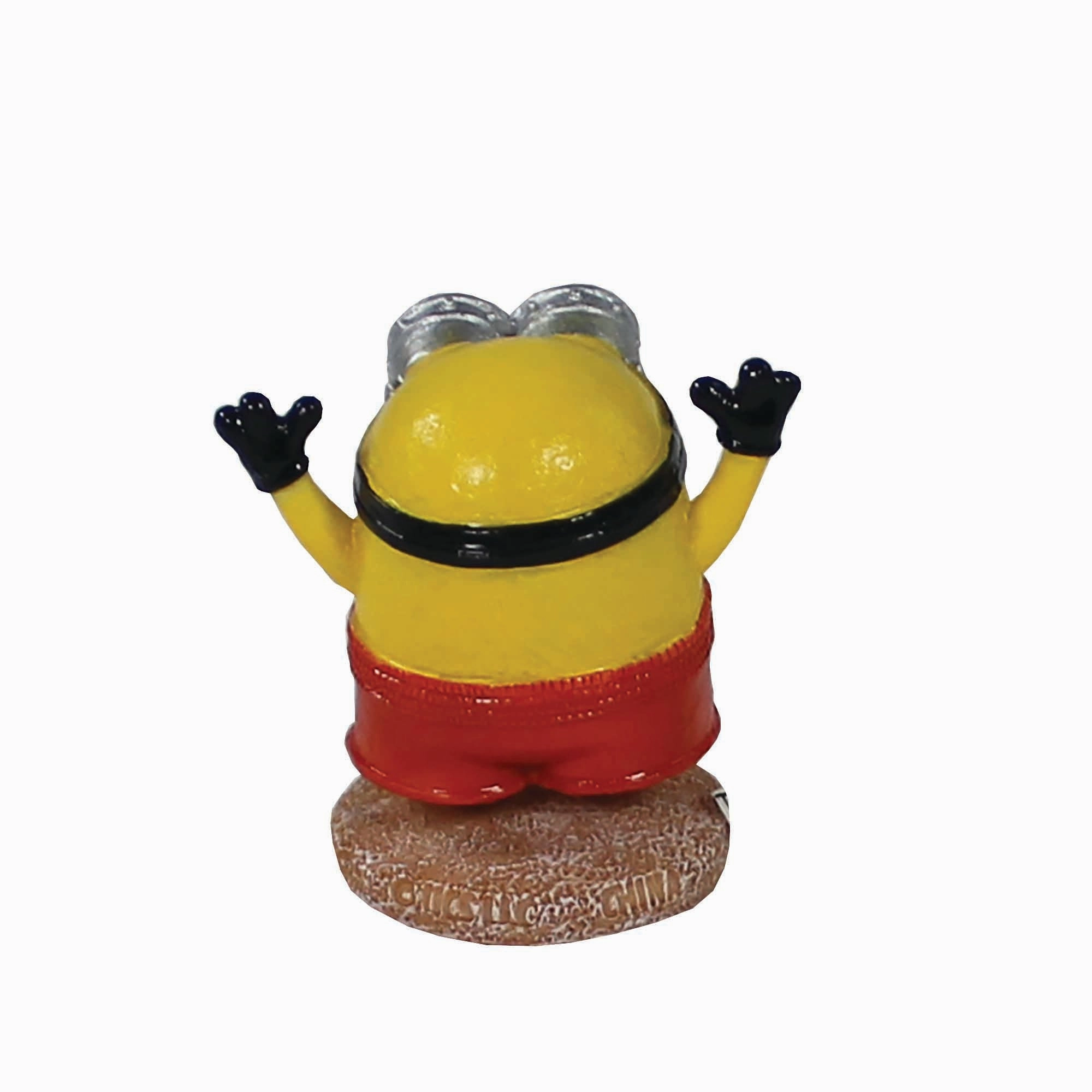 Penn-Plax Minions Officially Licensed Fish Tank and Aquarium Ornament  Beach Buddy Bob - Small