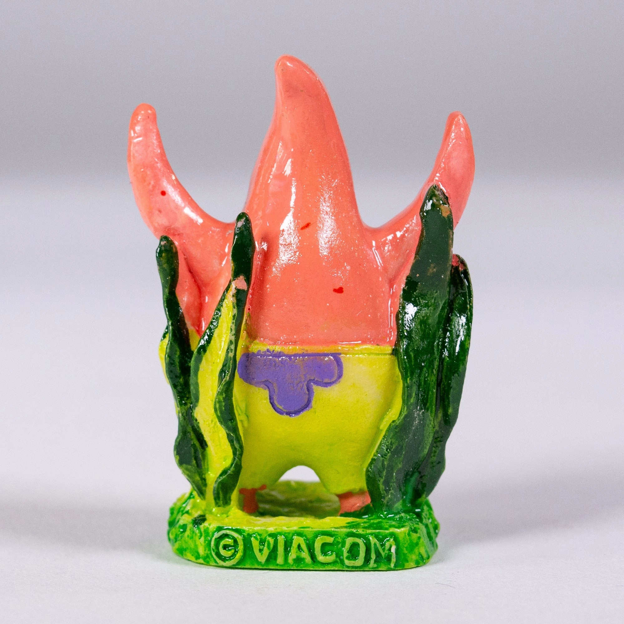Penn-Plax Officially Licensed SpongeBob SquarePants Aquarium Ornament  Patrick (Mini/Small Size)  Perfect for Freshwater and Saltwater Tanks
