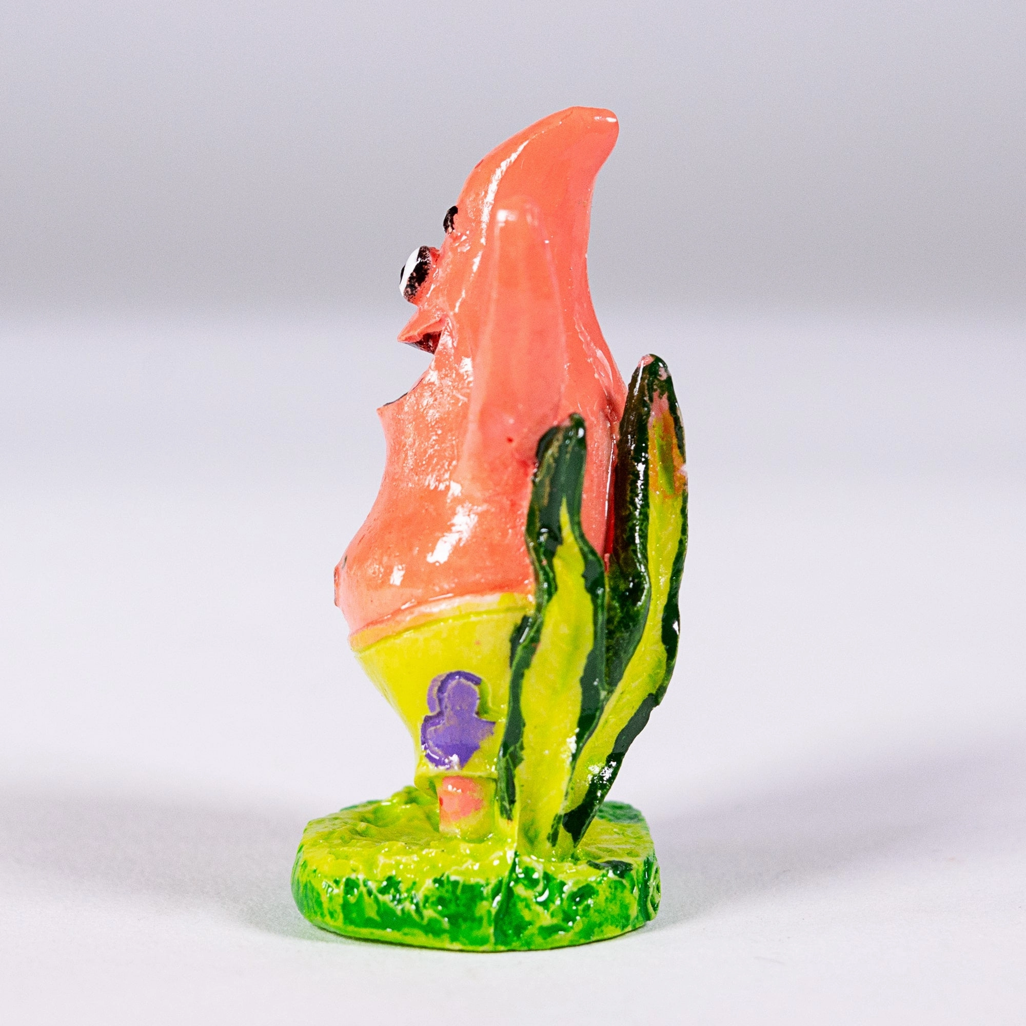 Penn-Plax Officially Licensed SpongeBob SquarePants Aquarium Ornament  Patrick (Mini/Small Size)  Perfect for Freshwater and Saltwater Tanks